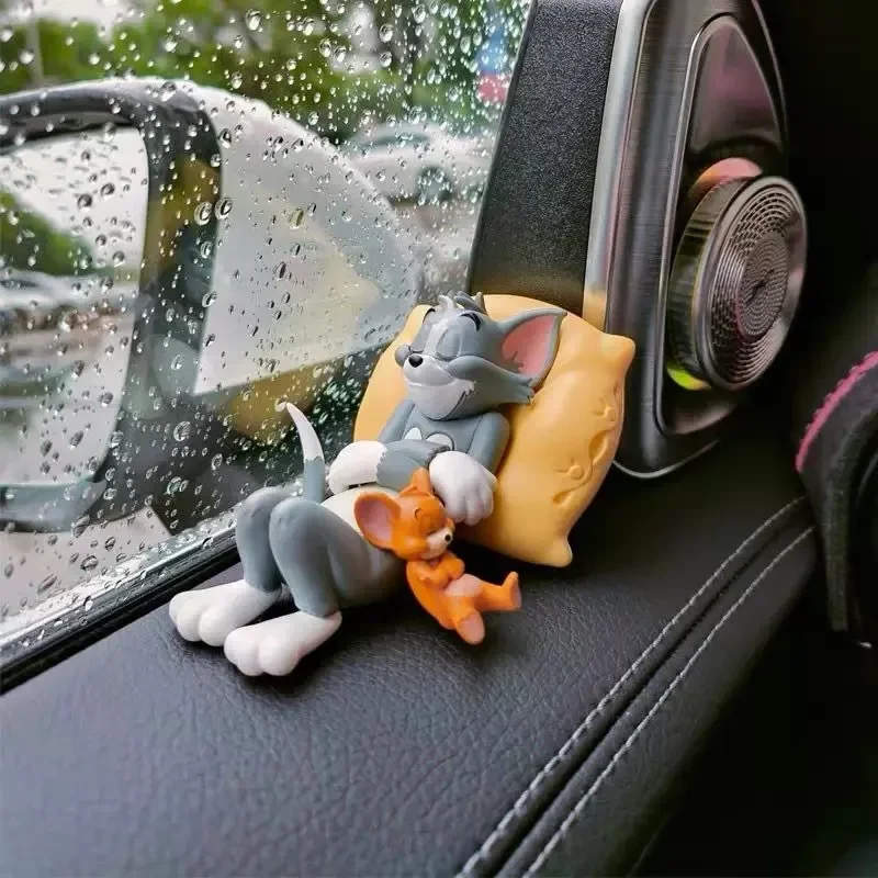 Charming Tom and Jerry Sleeping Pose Ornament - Cute Desk or Car Dashboard Decoration