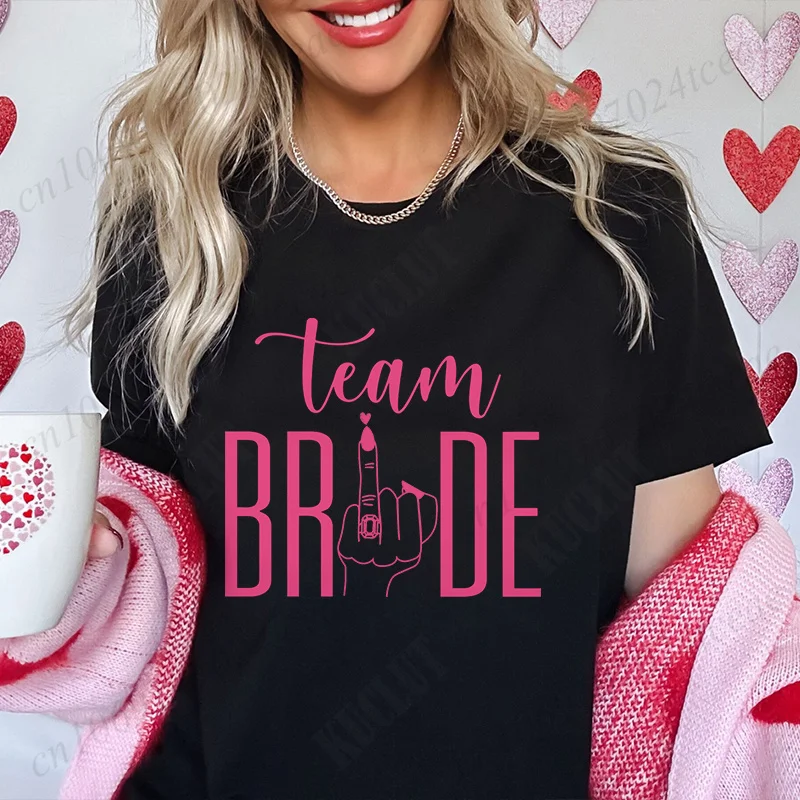 Finger Wedding Ring Graphic Tops for Women Team Bride T-shirt Girls Single Farewell Bachelorette Hen Party Bridal Shower Shirts 3