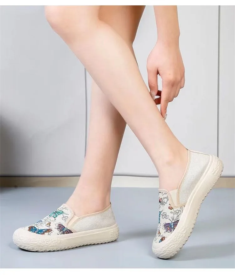 New Canvas Shoes Women's Four Seasons Casual Single Shoes Fashion Versatile Lefu Shoes Convenient Driving Mom Sports 2024