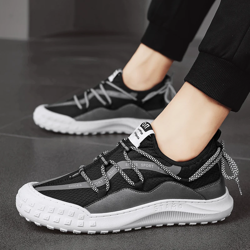 

Men Light Versatile Comfortable Breathable Shoes Outdoor Fashion High Top Leisure sports shoes New 2023