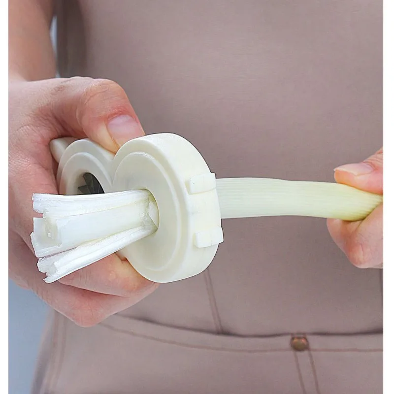 Vegetable Cutter Chopper Onion Slicer Garlic Press Kitchen Tool Easy Food Preparation Device with Stainless Steel Blades