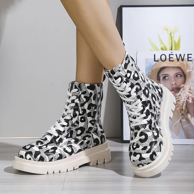 Women's Leopard Print Boots 2023 Winter New Casual Lace Up Round Toe Boots Ladies Fashion Mid Heel Platform Shoes Botas De Mujer