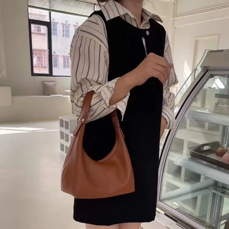 Women Vintage Underarm Bag PU Leather Soft Hobo Shoulder Bags New Solid Color Casual Armpit Handbag Girls Outdoor Daily Tote Bag