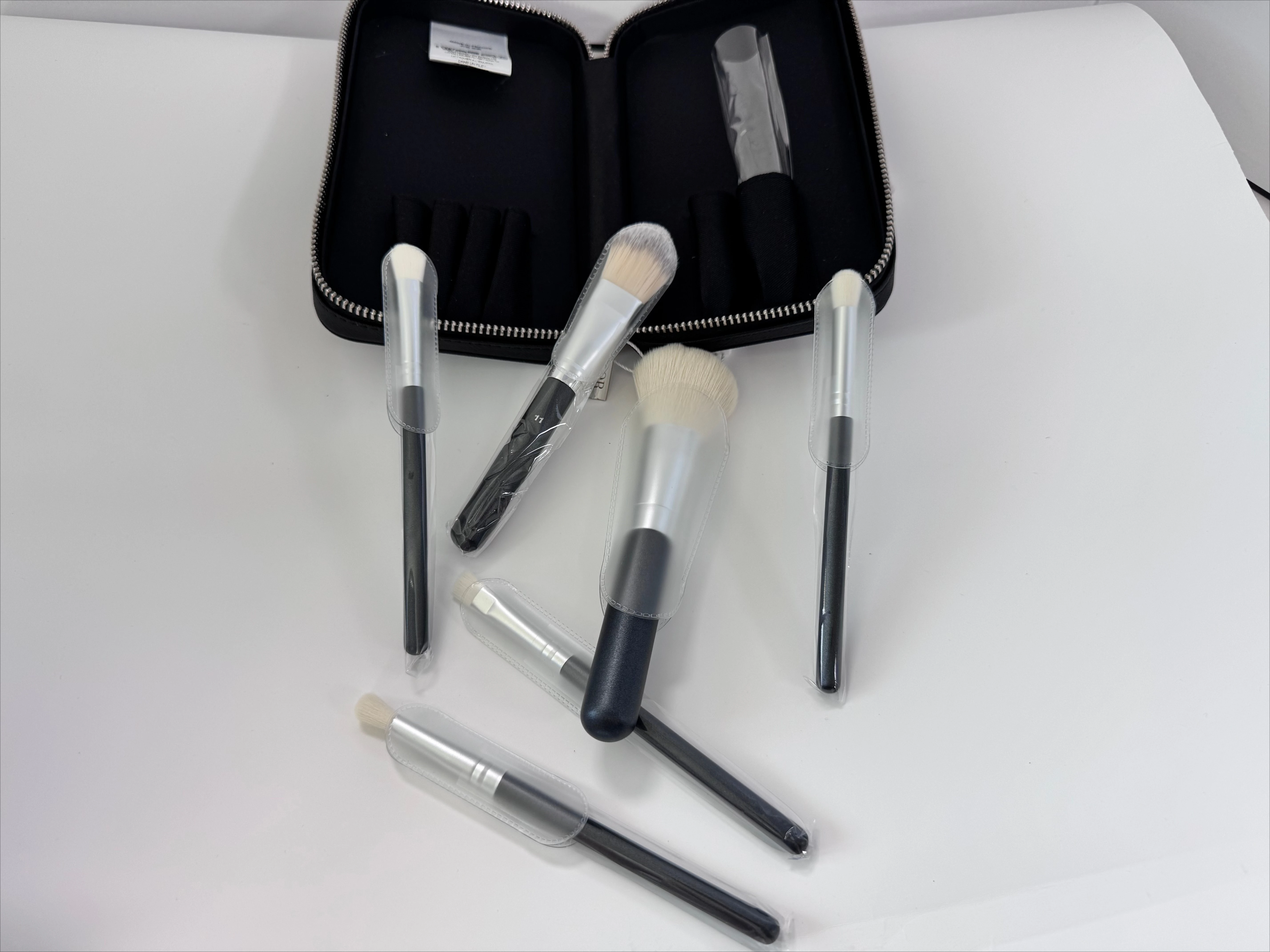 Description Picture 4 of itemPremium Makeup Brush Set Multi-Function Premium Set Eyeshadow Blush Contouring Brush Perfect Gift for The Discerning Woman'S