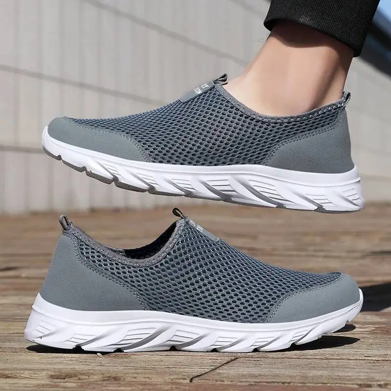 Classic Men's Breathable Mesh Casual Running Sneakers