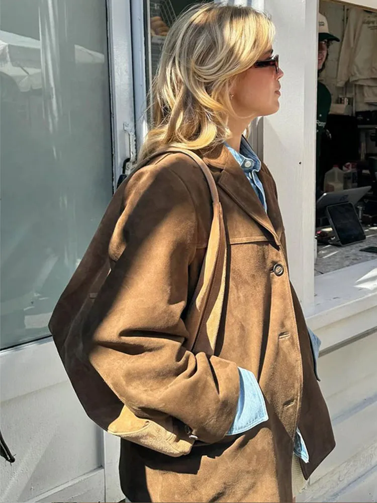 How To Wear A Suede Jacket This Fall Like A Fashion Star