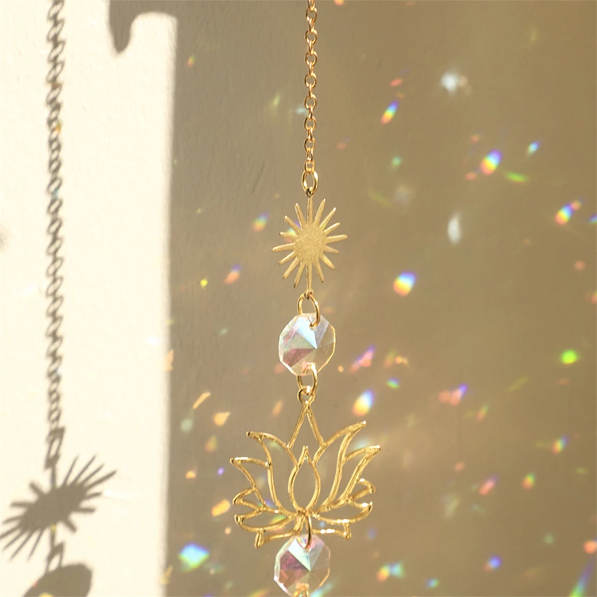 1Pc Golden Lotus Sun Catcher Pendant Colorful Water Drop Crystal Festival Wedding Party Decoration Pendant Gardening Craftings