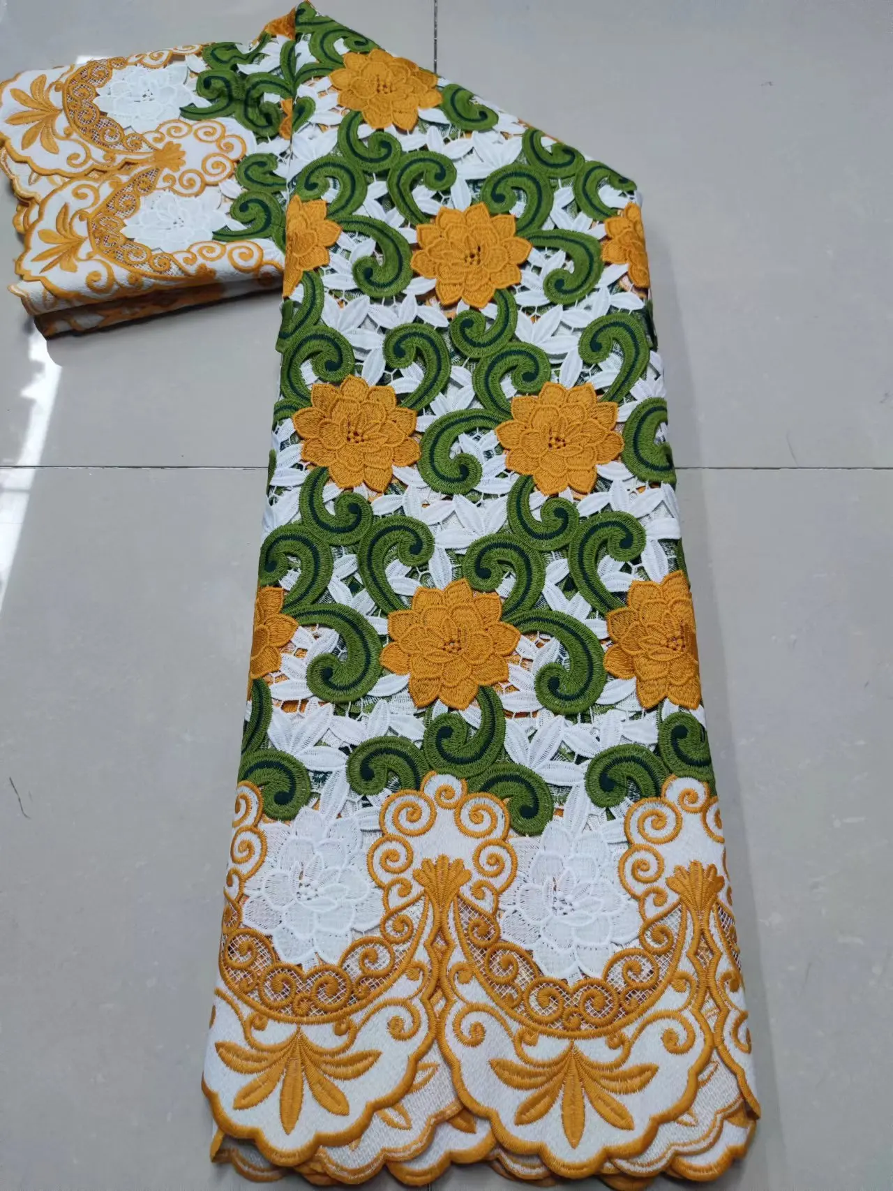 

New Design African Pure Cotton Lace Fabric High Quality French Guipure Cord Milk Silk Lace Fabric For Wedding Party Dress Sew