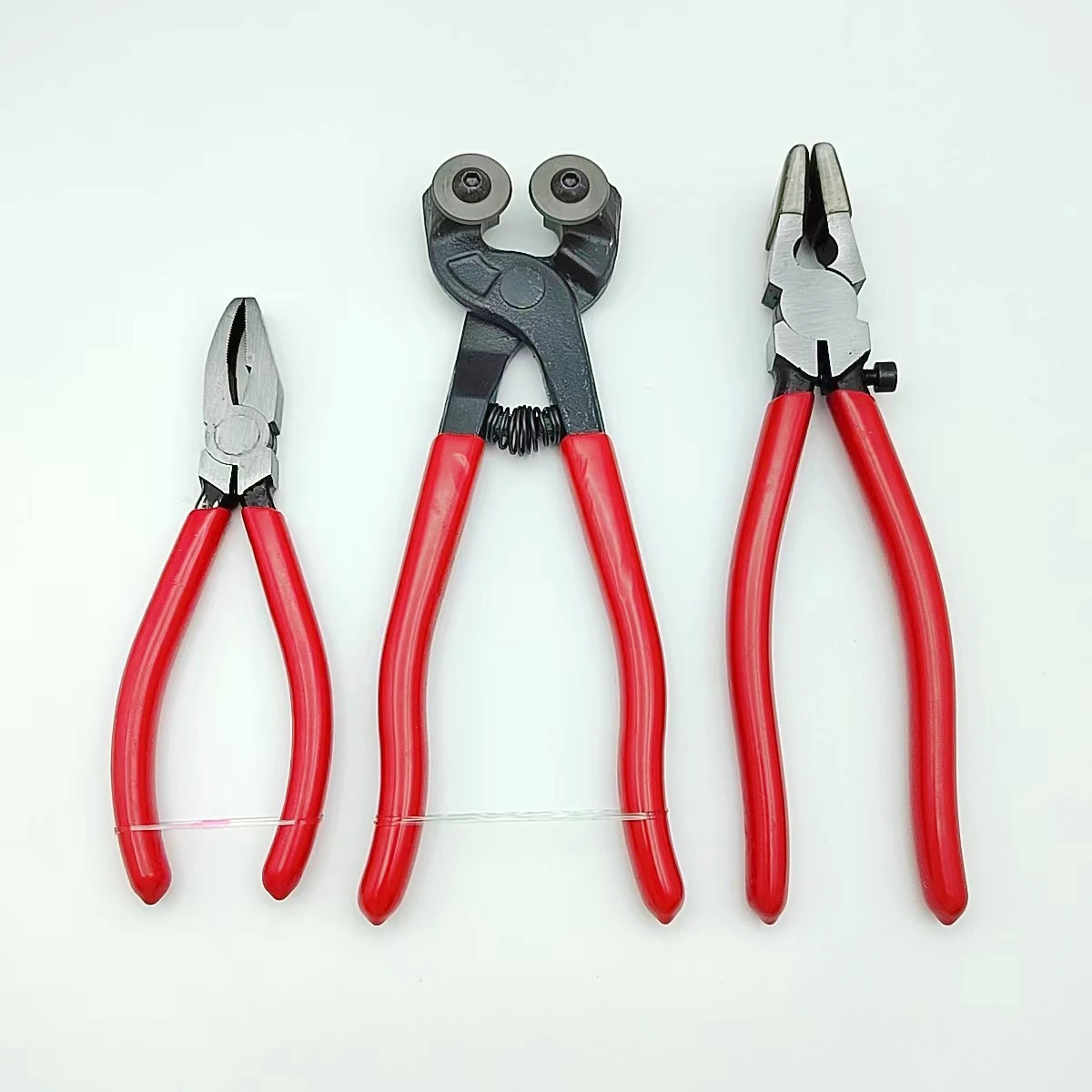 Versatile Glass Cutting and Breaking Tool for Stained Glass and Tile Work