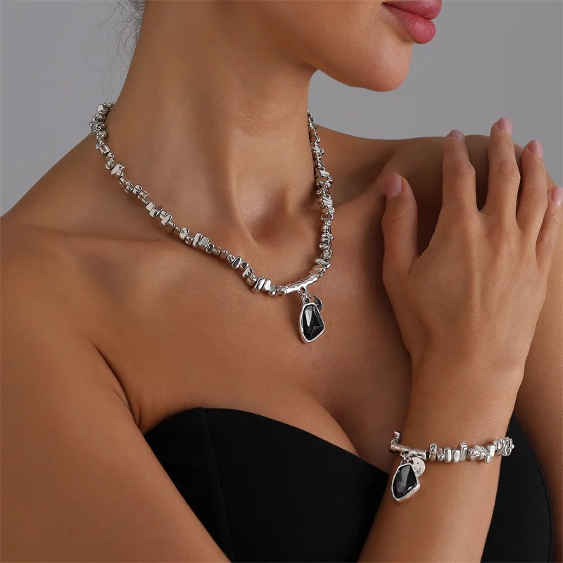 1Pc New Trendy Beads Choker Necklace For Women Elegant Black Irregular Pendant Necklace Bracelet For Wedding Party Jewelry Gift_voghion.com