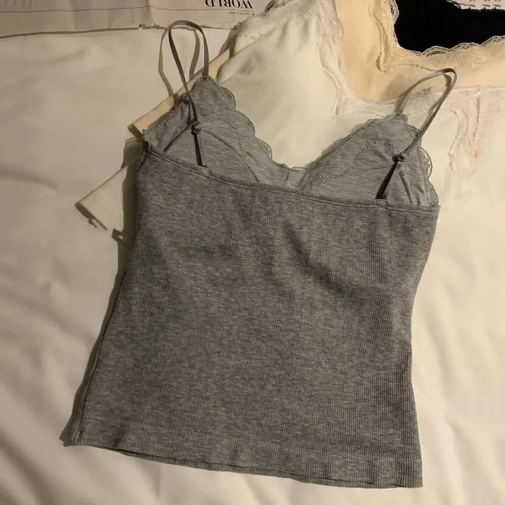 ตัวเลือกสินค้า เสื้อกล้ามลูกไม้เซ็กซี่ ทรงเข้ารูป สีดำ ใส่สบาย