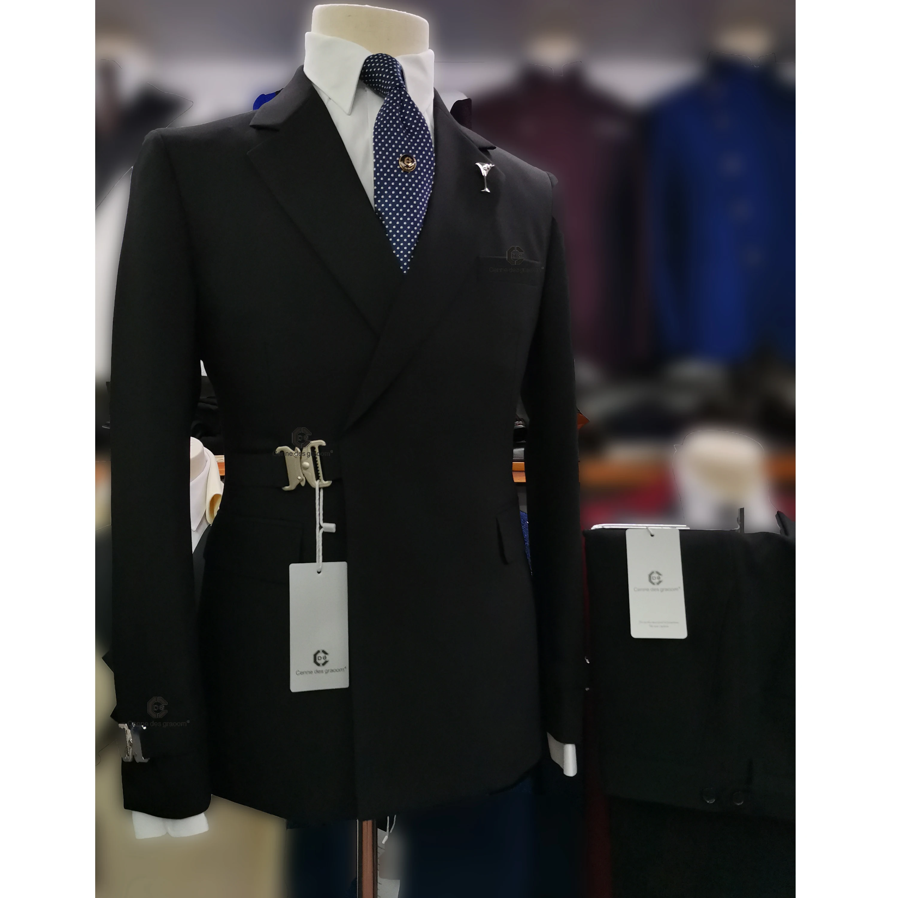 Men Suits 2 Piece Tailor-Made with Metal Side Release Buckle