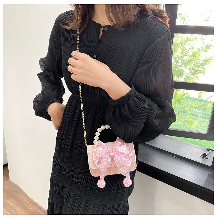 New Lace Pearl Bow Small Square Bag Travel Lipstick Crossbody Bag Small Bag Bolsos De Mujer Lujo 2025 Drop Shipping New Lace Pearl Bow Small Square Bag Travel Lipstick Crossbody Bag Small Bag Bolsos De Mujer Lujo 2025 Drop Shipping