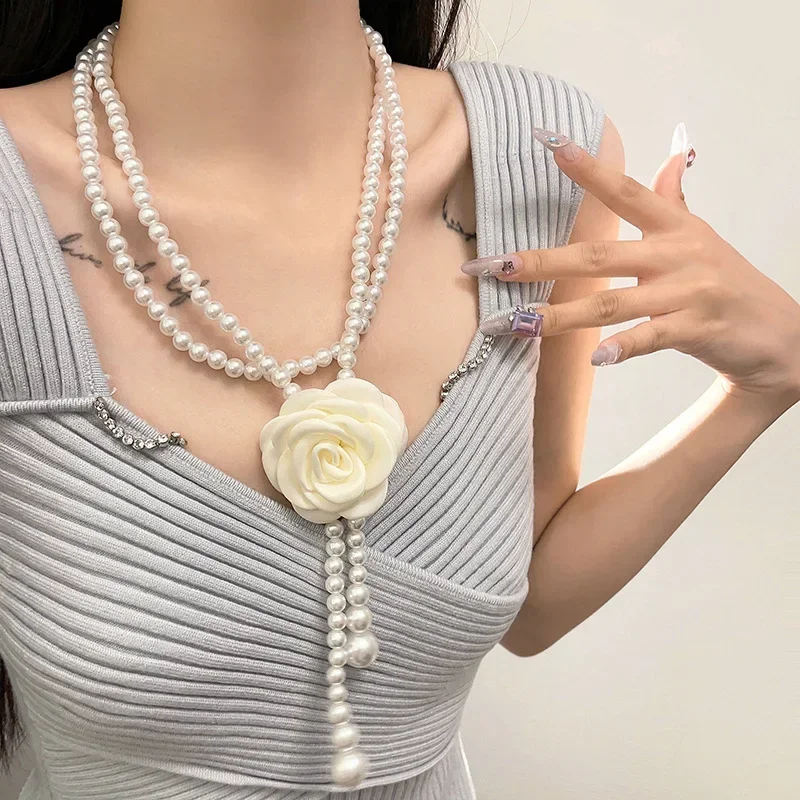 Women's New Decorative Dress Chain Thin Waist with Camellia Pearl Waist Chain Belts