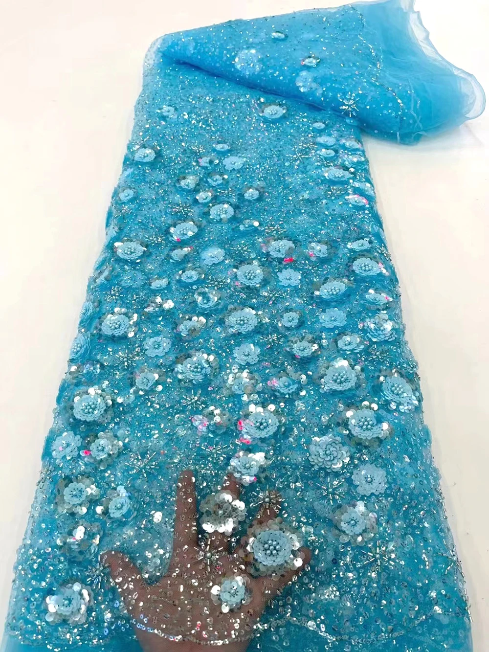 

Luxury Tulle Lace With Sequins African Lace Fabric 2022 High Quality Nigerian Mesh Lace Fabric Net Lace For Party Dress