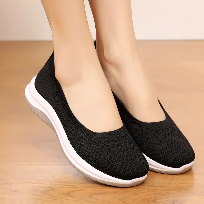 Women Slip on Mesh Flats Shoes Ladies Breathable Mom Casual Loafer New Autumn Female Light Comfort Flat Women Walking Shoes