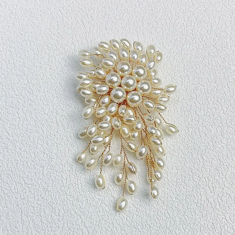 YYSuniee Flower Brooch For Women – Freshwater Pearl & Cubic Zirconia Bouquet Pin (Green/Pink)