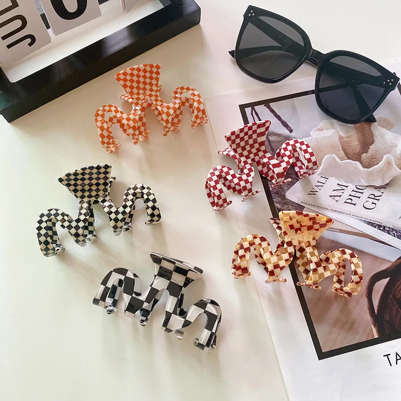 INS Memphis style Summer Hot Hollow Multicolor Checkered Acetate Hair Claw Clips Women Temperament Acrylic Hair Accessories korean bows hair clips for women large size acrylic hair claws temperament girls hair accessories simple hair pins styling tools