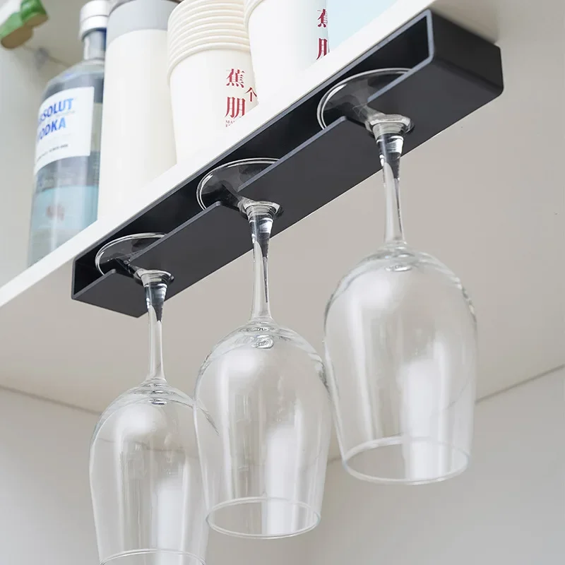 Scandinavian Style Inverted Wine Glass Holder Kitchen and Dining Room Creative Hanging Cup Holder for Coffee and Wine Glasses