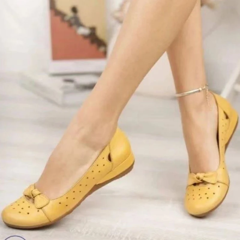 

Fashion White Leather Casual Shoes For Women Summer Flats Cut Outs Breathable Loafers Ladies Ballet Shoes Moccasins Female Shoe