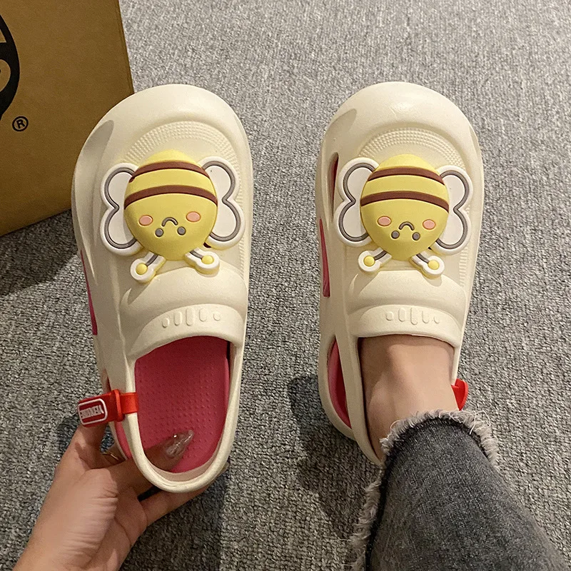 2024 New Spring Women's Hole Shoes Comfortable Soft Sole Anti Slip Indoor Sandals Cave Women's Garden Shoes Summer Slippers