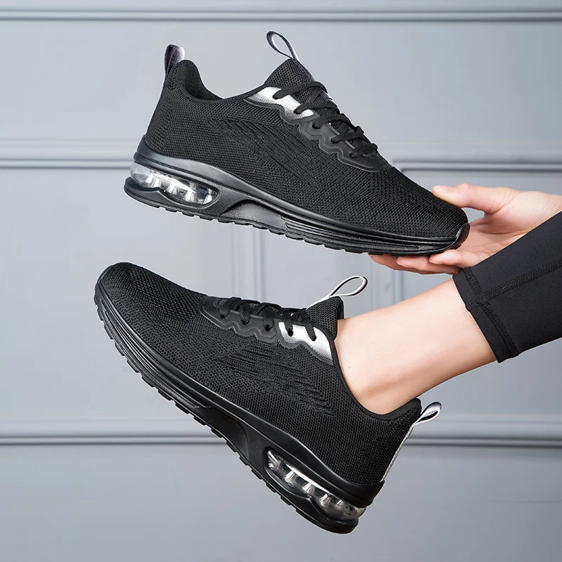 New mesh running shoes with shock absorption, ultra light and breathable casual sports shoes