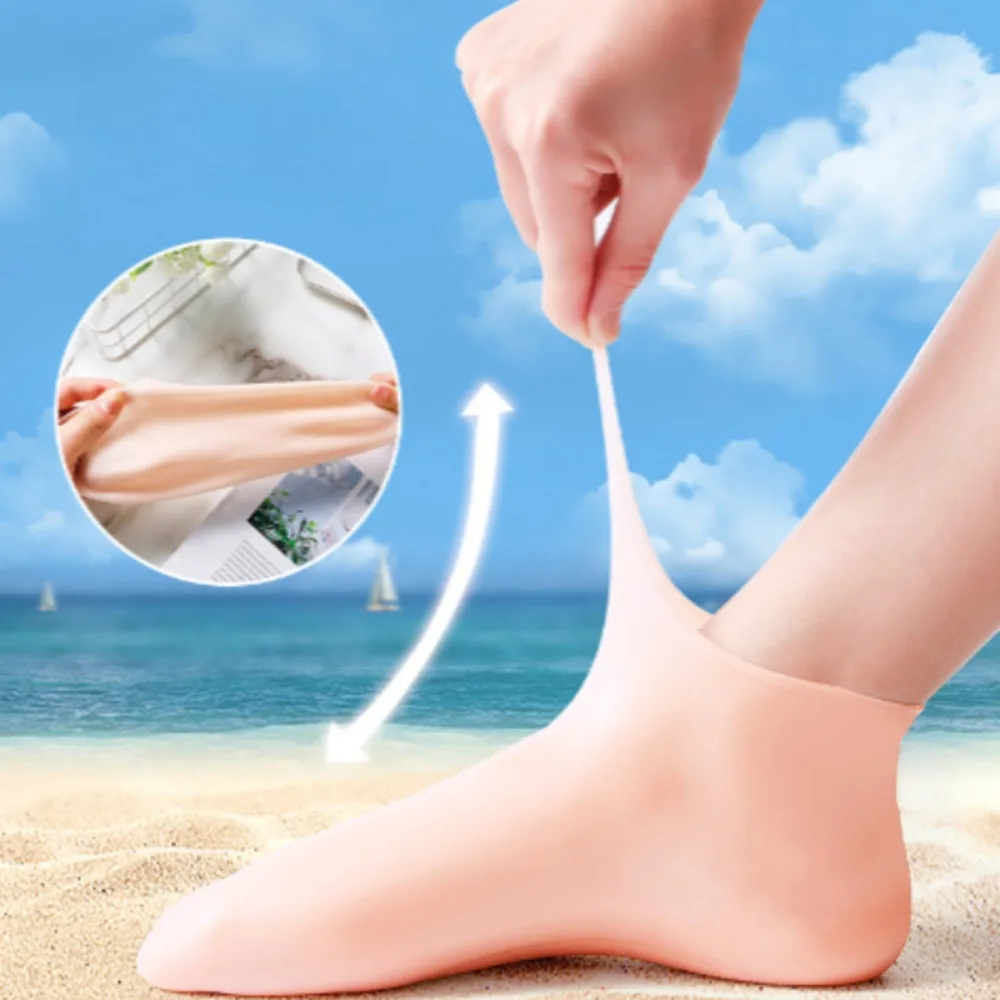 남성과 여성을 위한 2개의 실리콘 발 관리 양말, 보습 및 보호, 건조하고 갈라진 발뒤꿈치를 부드럽게 하여주는 필수 발 관리 도구