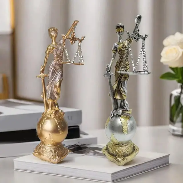 Statue de déesse de la déesse de la Justice, Sculpture de déesse de la Justice en résine, Statues d'ange juste, ornements, décoration d'avocat de bureau et de maison 4