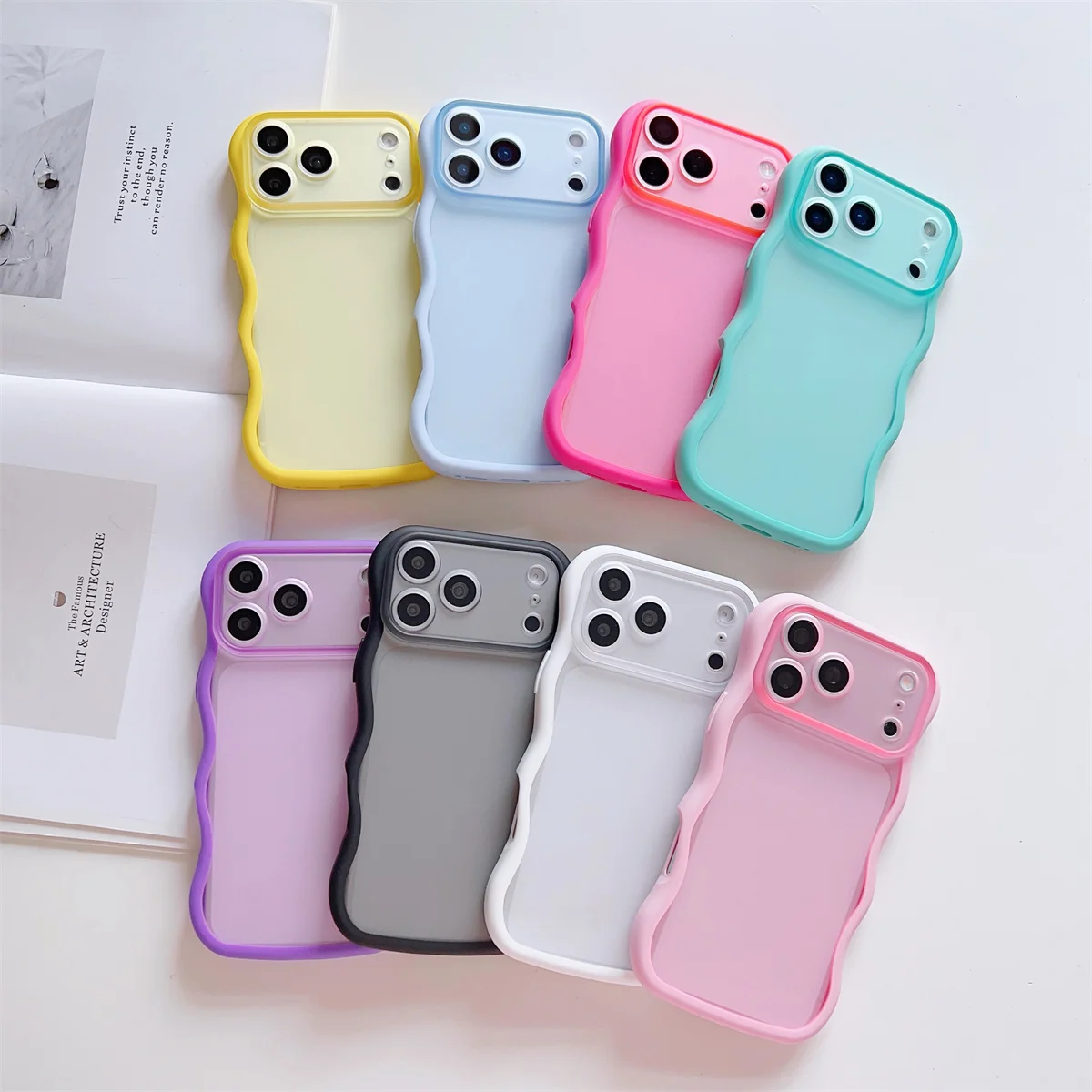 Enhanced Shockproof Transparent Wave Mobile Phone Case with Anti-Loss Protection