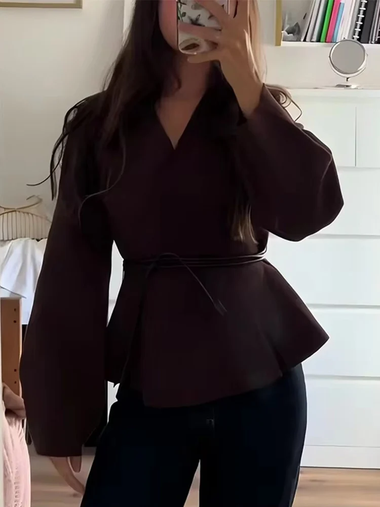 2025 Women Jacket Fashion With Belt Knitted Short Coats Women Casual Loose High Street V Necl Long Sleeve New Jackets Outerwear