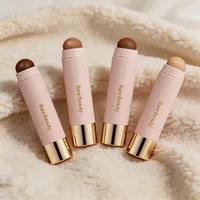 Rare Beauty Soft Pinch Liquid Blush, application soyeuse et lisse, longue tenue, effet repulpant, fini mat et éclatant, cosmétiques 2