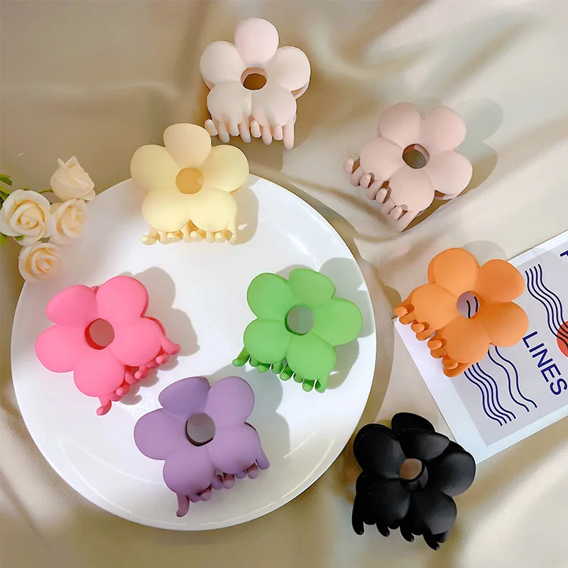 Big Sale Candy Color Frosted Flower Hair Claw Clip Crab Hair Clip Large Shark Clip Hair Accessories Hairpin Headwear for Woman