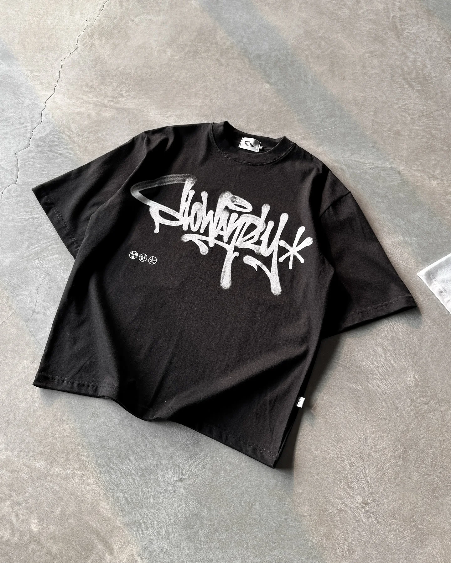 Casual Oversized Cotton T-Shirt - Unisex Round Neck Hip Hop Fashion