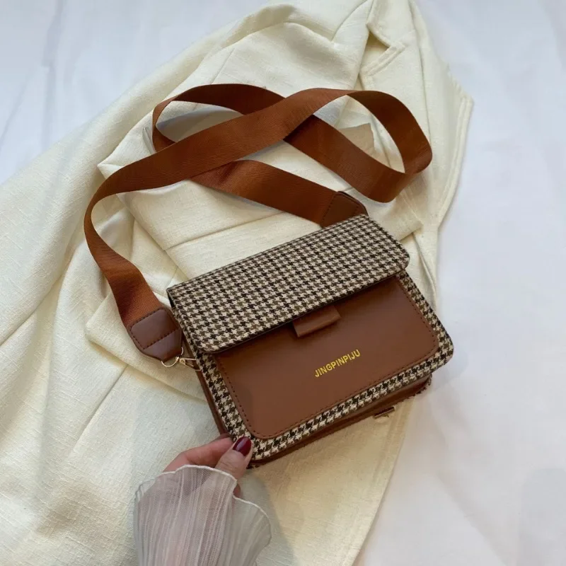 Autumn Casual Houndstooth Retro Crossbody Bag New Trendy Casual Wide Strap Hand-held Shoulder Bag Small Square Crossbody Bag