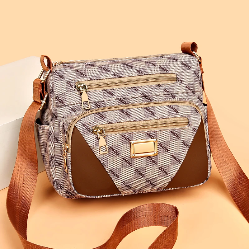 Ladies' soft leather shoulder bag with multiple layers, mailman shoulder bag, luxury designer ladies' handbag and wallet