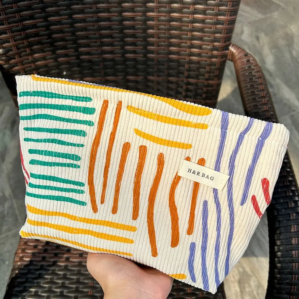 

Large-Capacity Flower Makeup Bag Flower Printed High Appearance Makeup Storage Bag Space Saving Corduroy Cosmetic Pouch