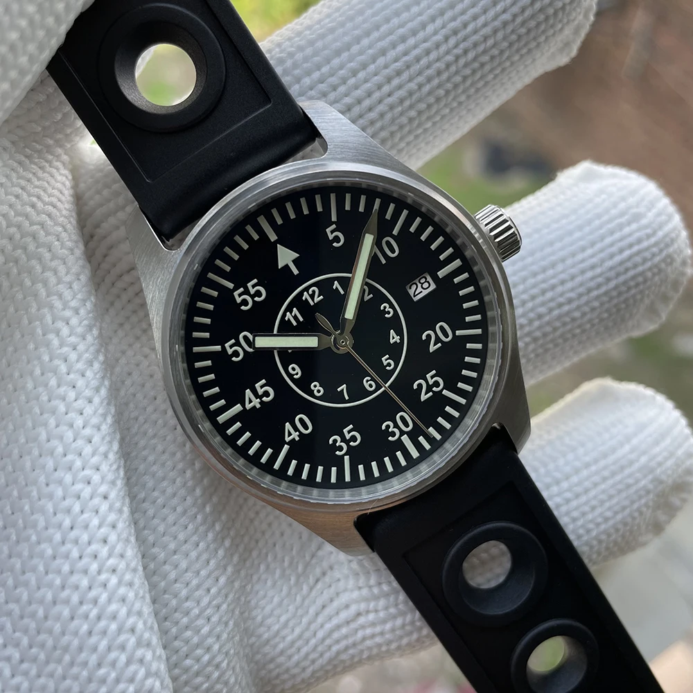 

STEELDIVE SD1940T Fashion Wristwatch NH35 Automatic Mechanical Movt Swiss C3 Luminous 200M Waterproof 316L Stainless Steel Pilot