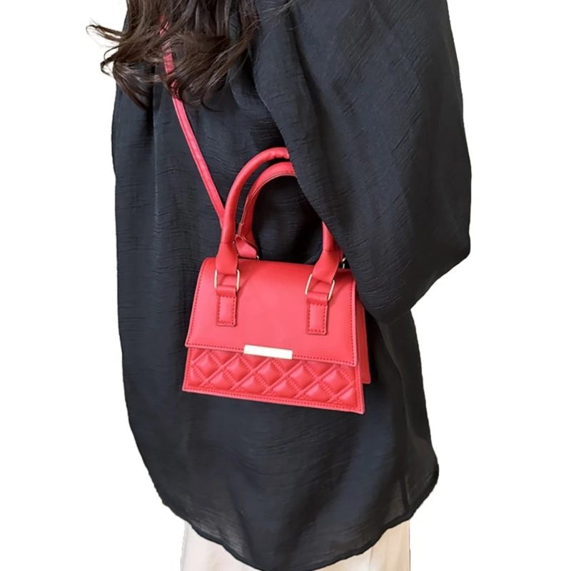 Fashionable PU Shoulder Bag Multi functional Trendy Crossbody Bags for Women