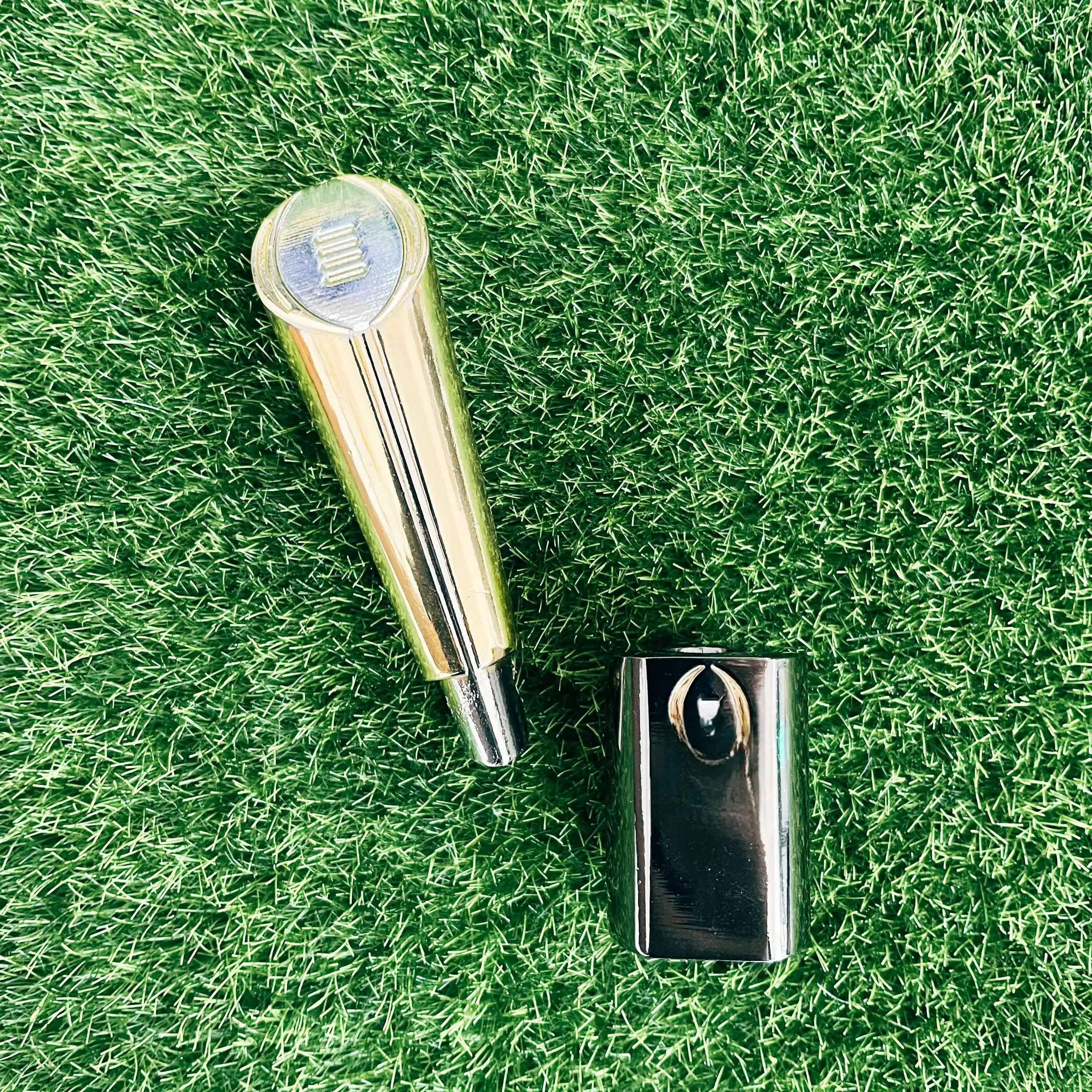 

10cm Metal Football Colleage National Champions Trophy Bulldogs