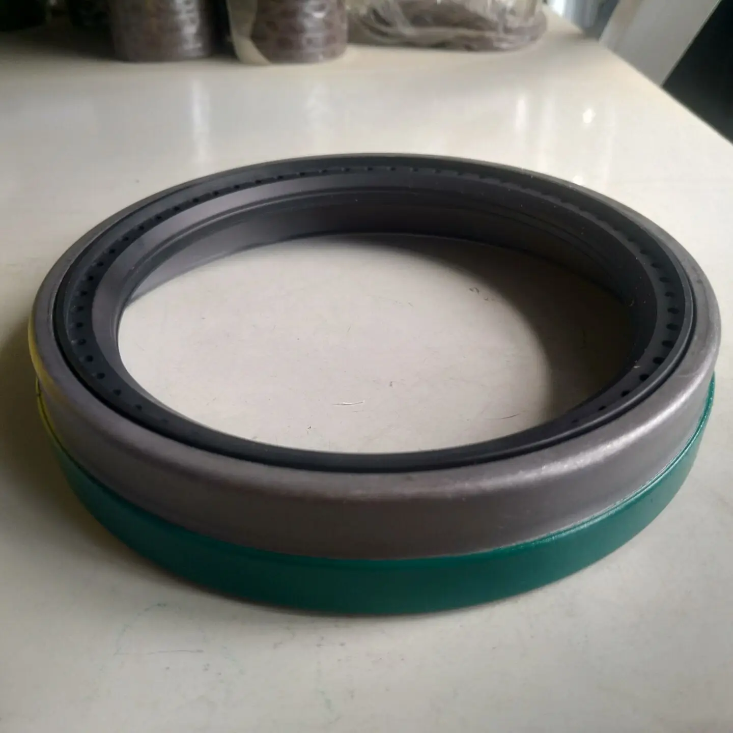 

Cassette Shaft Oil Seal 101.6*146.152*27.407mm NBR SCOT1 Engineering Agricultural Machinery Seal RWDR-KOMBI ISO 9001:2008