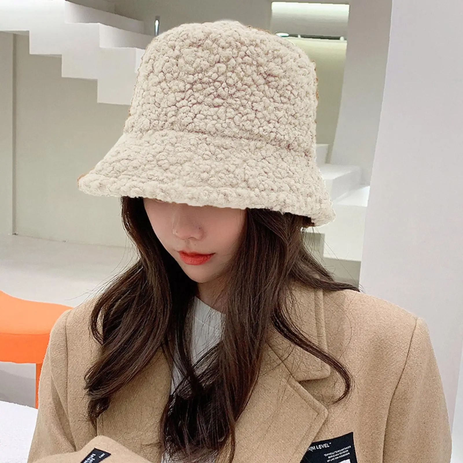

2023 Faux Fur Bucket Hats Winter Warm Fisherman Caps Women Girls Thicken Plush Embroidered Hats Unisex Outdoor Fashion Caps