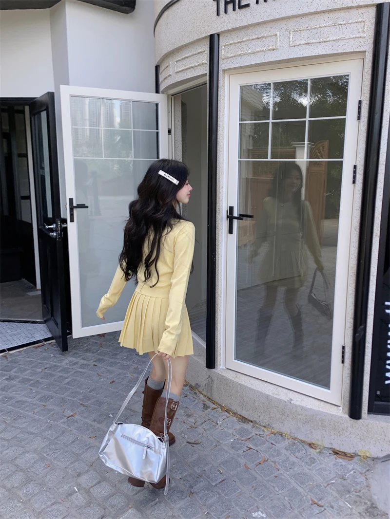 Korean Fashion Knitted Two-piece Skirt Set Women Single Breasted O-neck Top Pleated Mini Skirt Autumn Elegant Outfits Knitwear