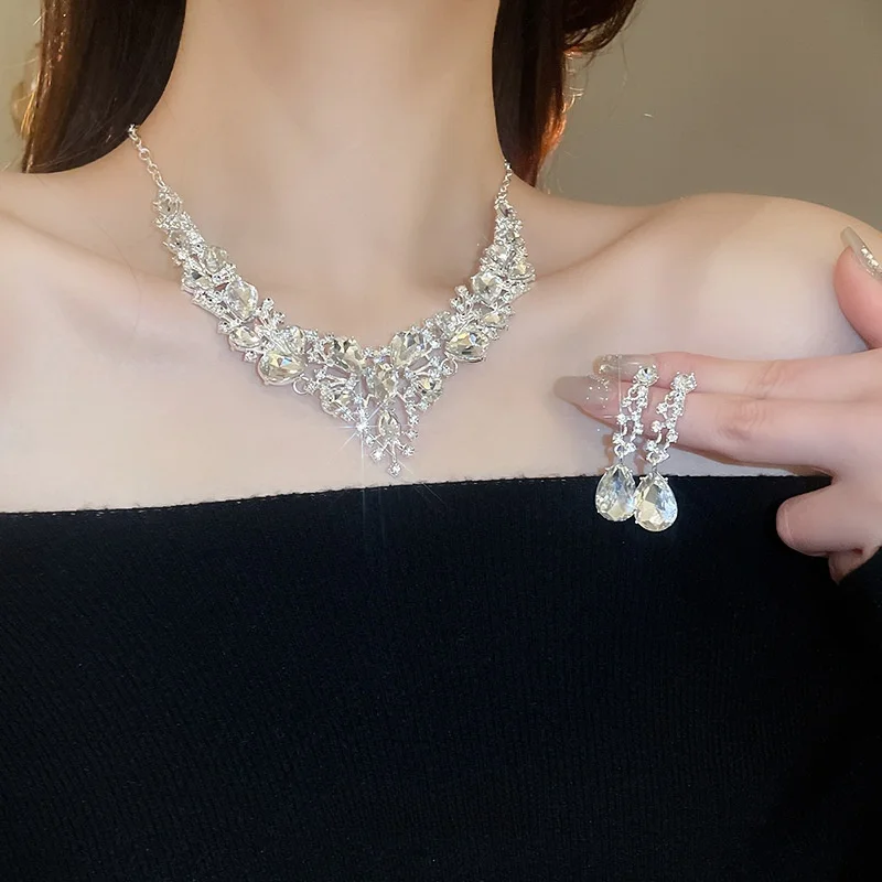 Faionable Cross-Border Diamond Embedded Waterdrop Earrings Nelace Set Luxury Sensation Clavicle Chain Jewelry Accories