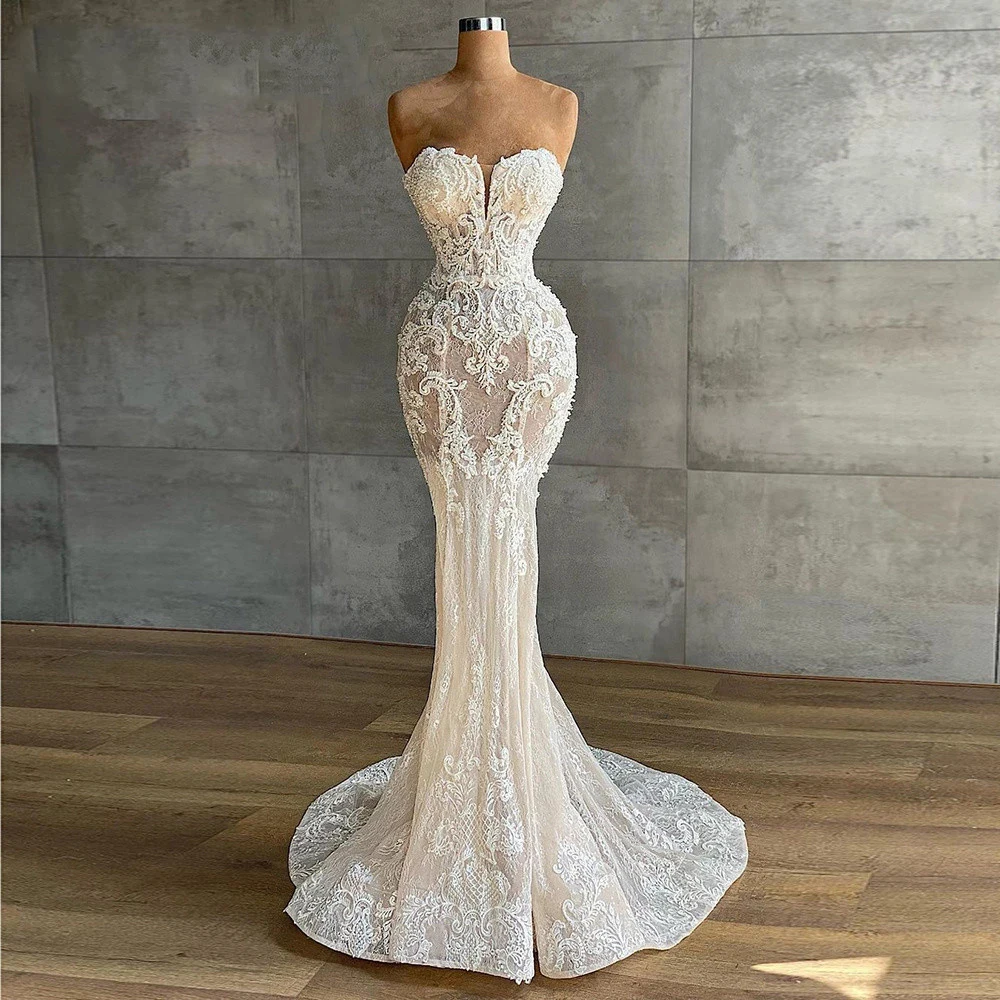 Sexy Mermaid Lace Wedding Dresses Crystals Beaded Sweetheart Sleeveless  Applique