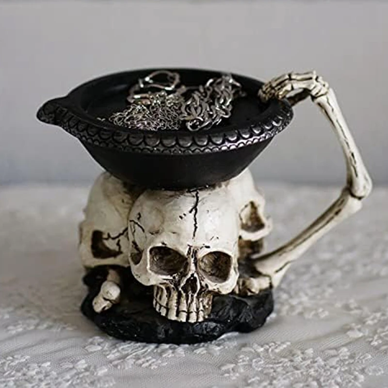 Skull Candle Holder Skeleton Candlestick Holder Resin Candlestick Craft For Halloween