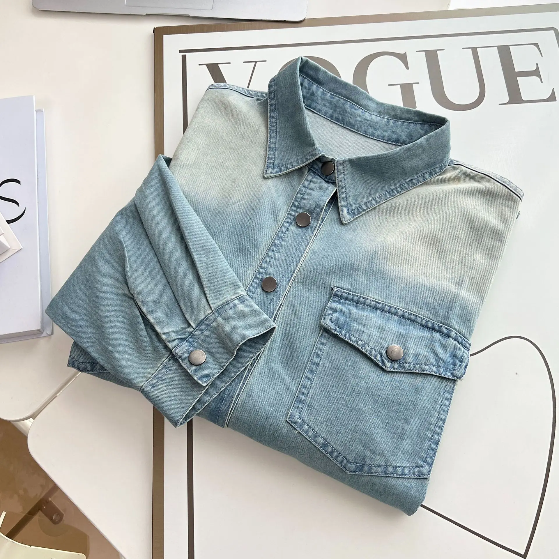 Fashion Plus Size Women's Blouses New Autumn Simple And Retro Long Sleeved Denim Shirt 2521
