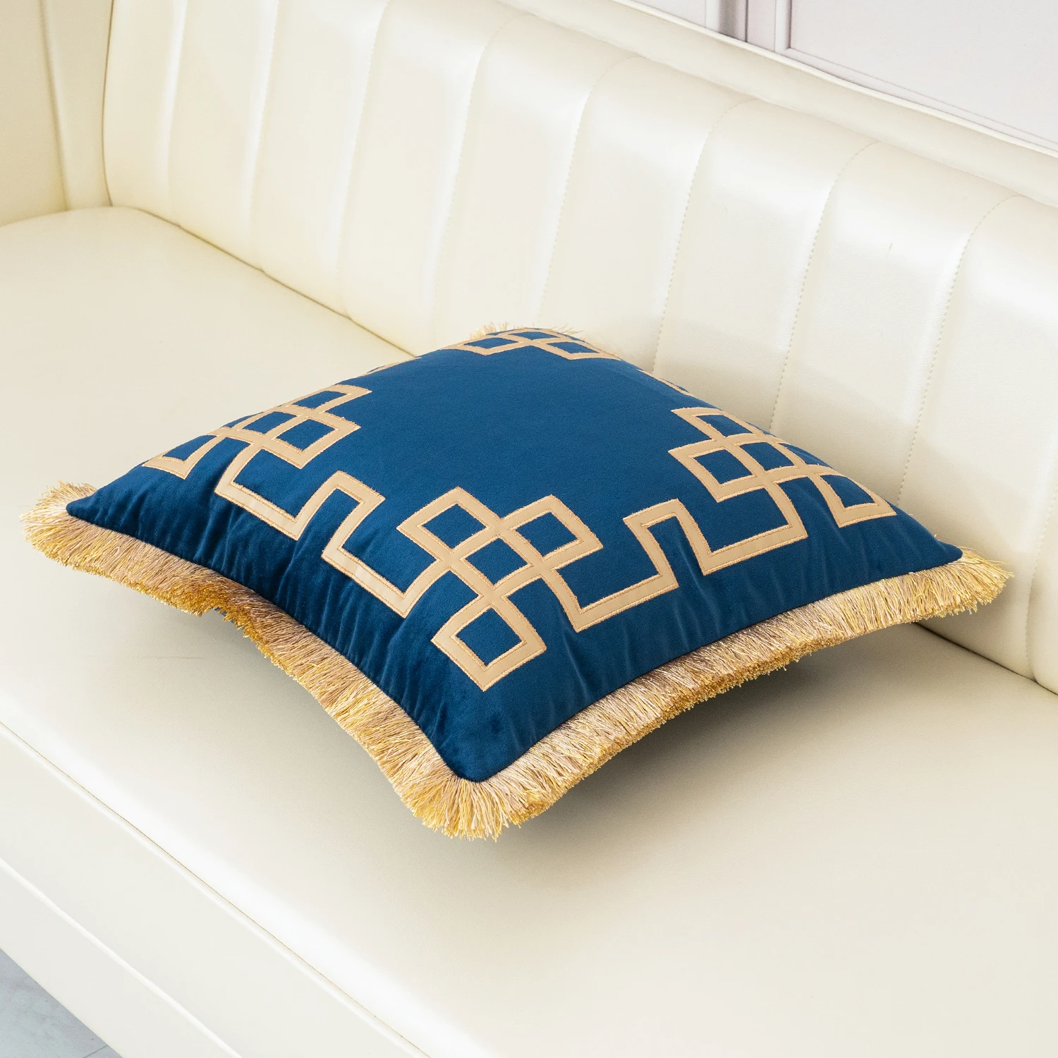 Description Picture 5 of itemAeckself Luxury Gold Leather Embroidery Velvet Cushion Cover With Tassel Home Decor Navy Blue Black Beige Throw Pillow Case