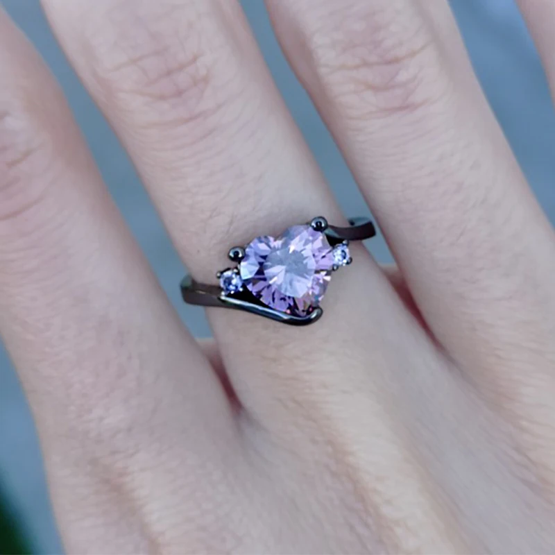 Goth Punk Rings For Women Black Gold Color Heart Purple Red Crystal Vintage Fashion Jewelry