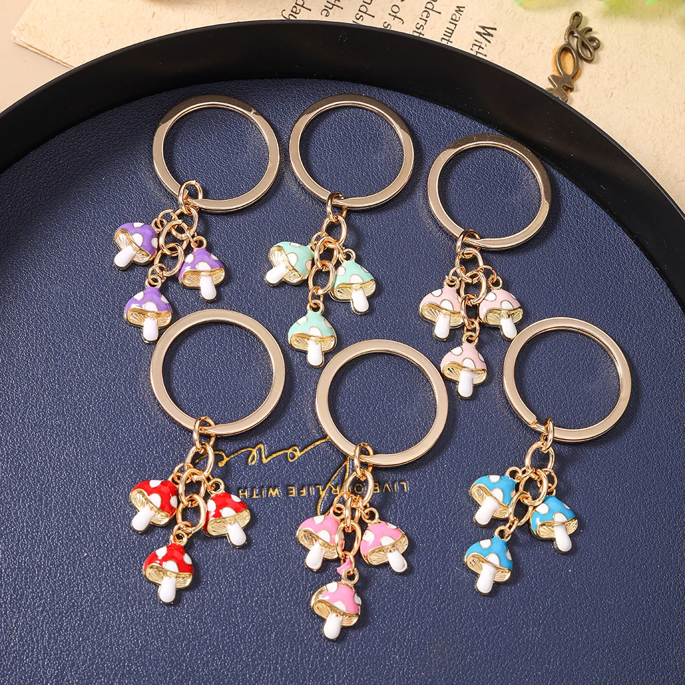 Aihua Niedlicher Pilz-Schlüsselanhänger, vergoldeter Pilz-Schlüsselring für Damen und Herren, Handtaschenanhänger, handgefertigter Schmuck, Geschenke