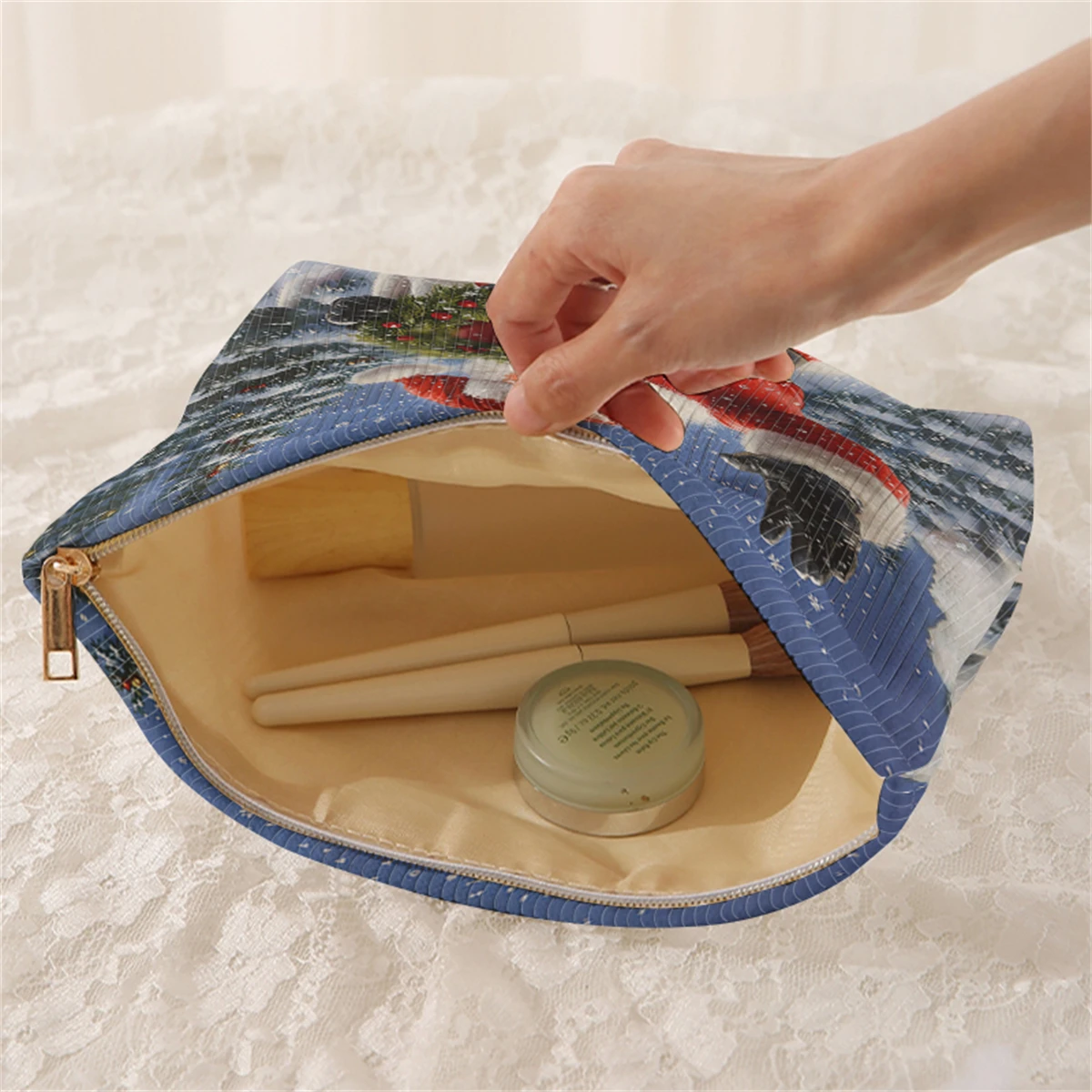 1 Christmas themed corduroy makeup bag, lightweight zipper makeup storage box, multifunctional bag with lining